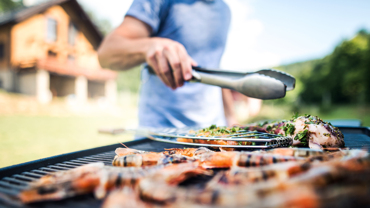 NG-NO-Propan-mann-som-griller-1200x675